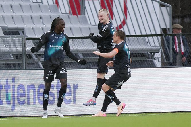 Main Image Away shirt 2025 kids