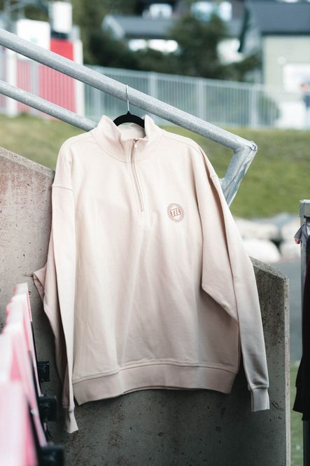 Hovedbilde NINETEEN TWENTY - Half Zip